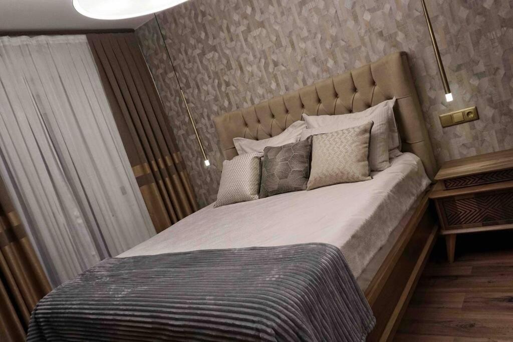 New Luxury 3-Bedroom Apartment Segovia Eksteriør billede
